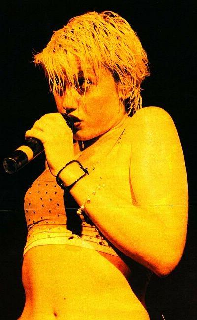 15P No Doubts lead singer Gwen Stefani nude and see thru