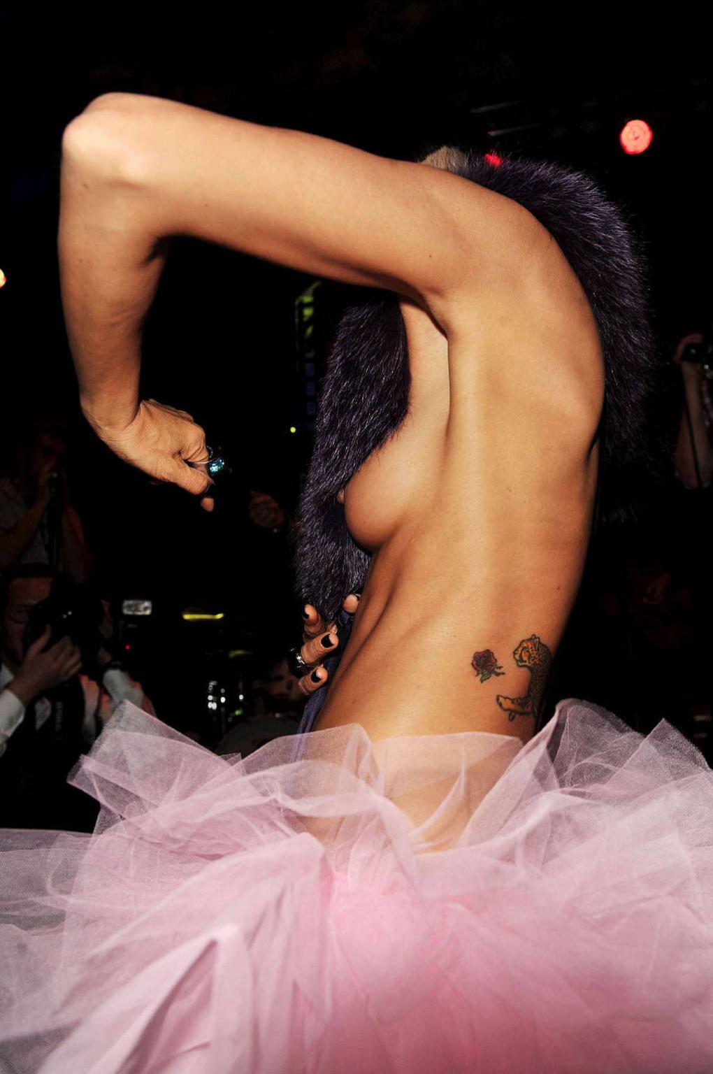 16P Bai Ling posing topless in private nude pictures and nipple slip