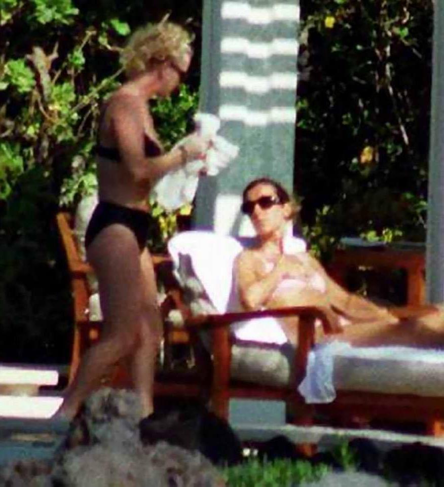 15P petite pop singer Celine Dion nudes and see thrus