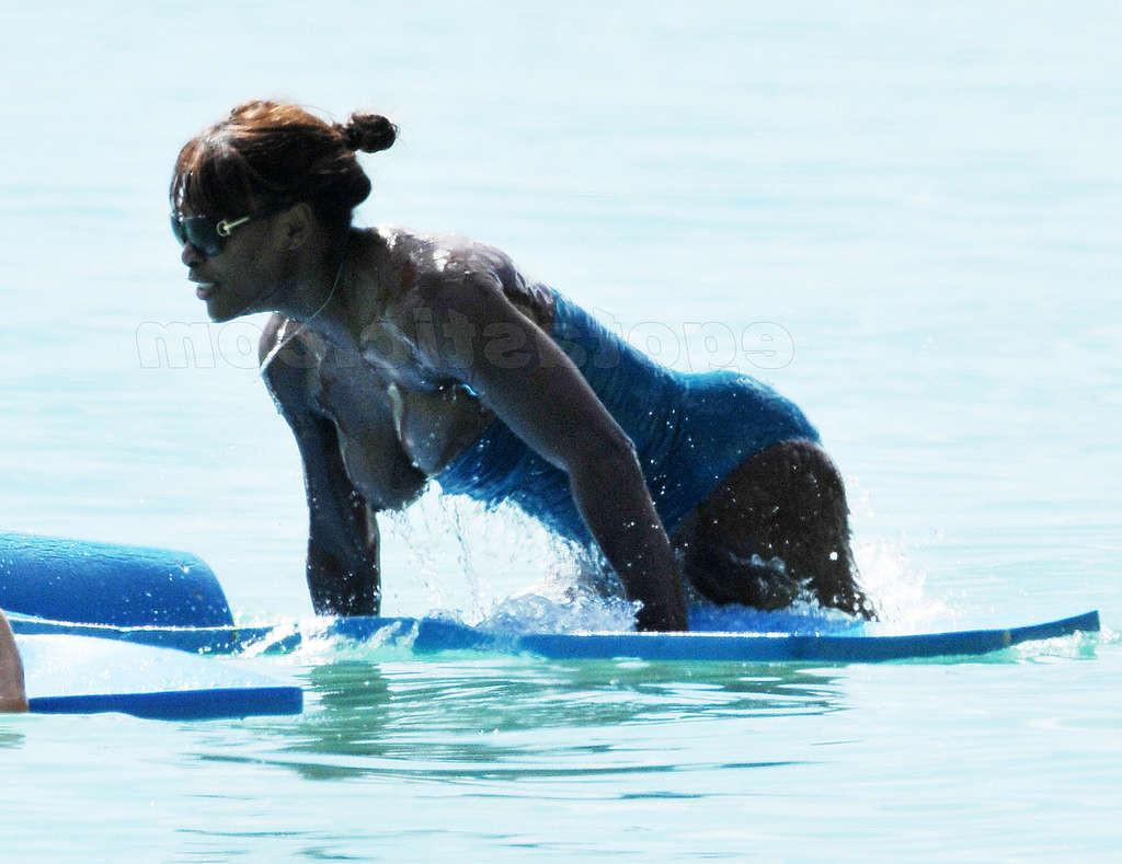 16P Serena Williams nipple slip and tits exposed in see thru dress