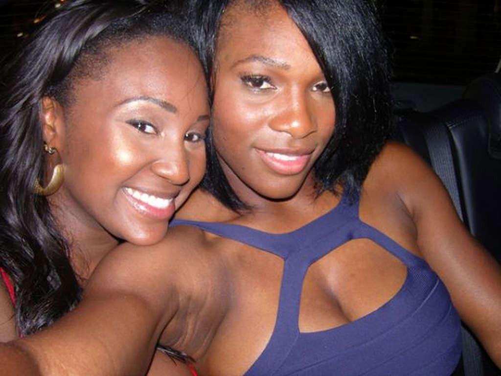 16P Serena Williams nipple slip and tits exposed in see thru dress