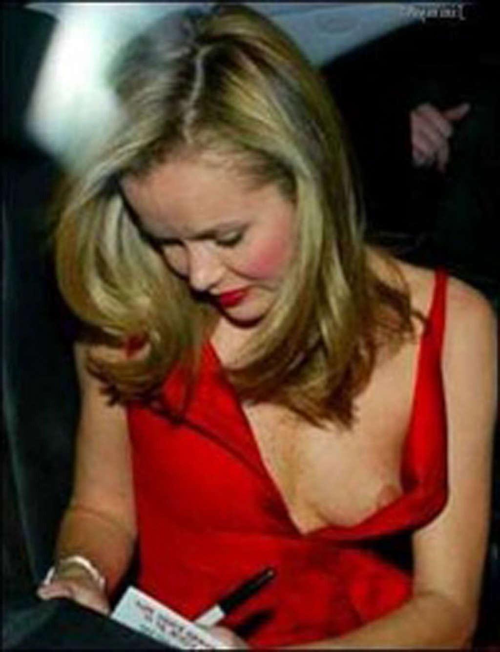 16P Amanda Holden exposing her nice tits paparazzi pictures and posing sexy