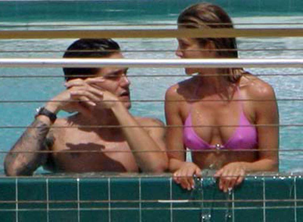 16P Jennifer Aniston showing her perfect and sexy ass in bikini on beach