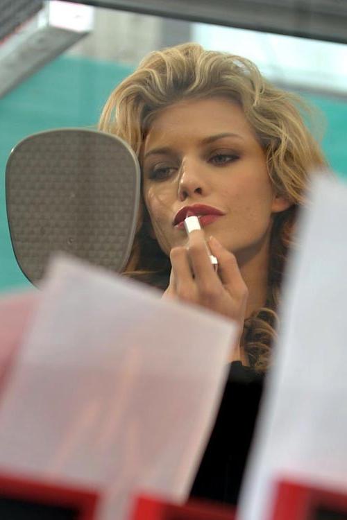 15P Annalynne Mccord nipple slip and banana sucked