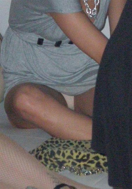 16P Paris Hilton sexy upskirt pictures of her panties