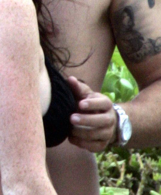 16P Victoria Beckham letting Davind touch her tits