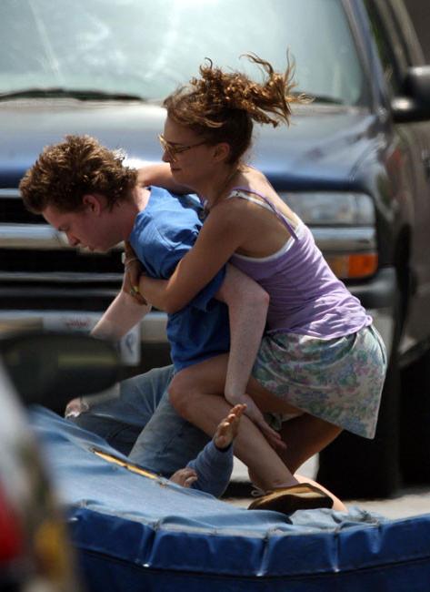 16P Natalie Portman sunbathing and nice upskirt