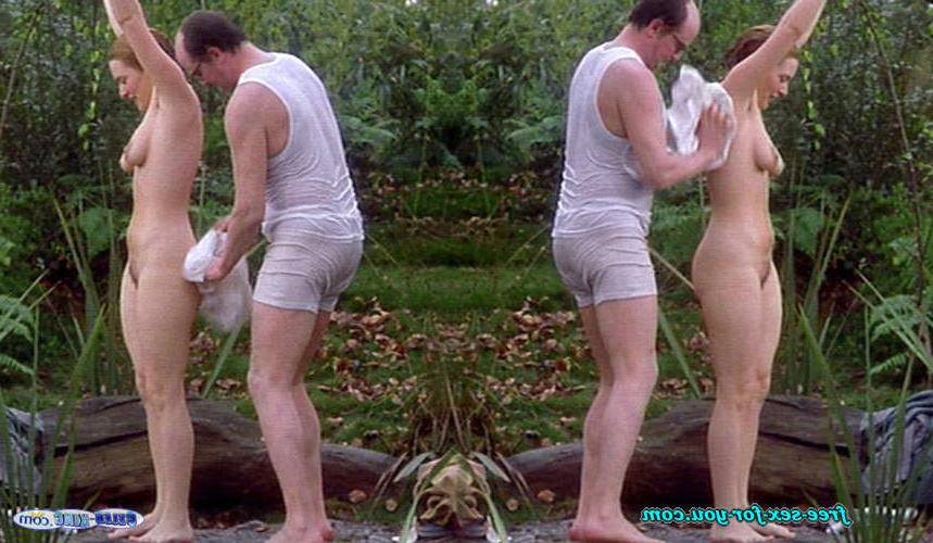 15P Kate Winslet nude big boobs and hairy pussy