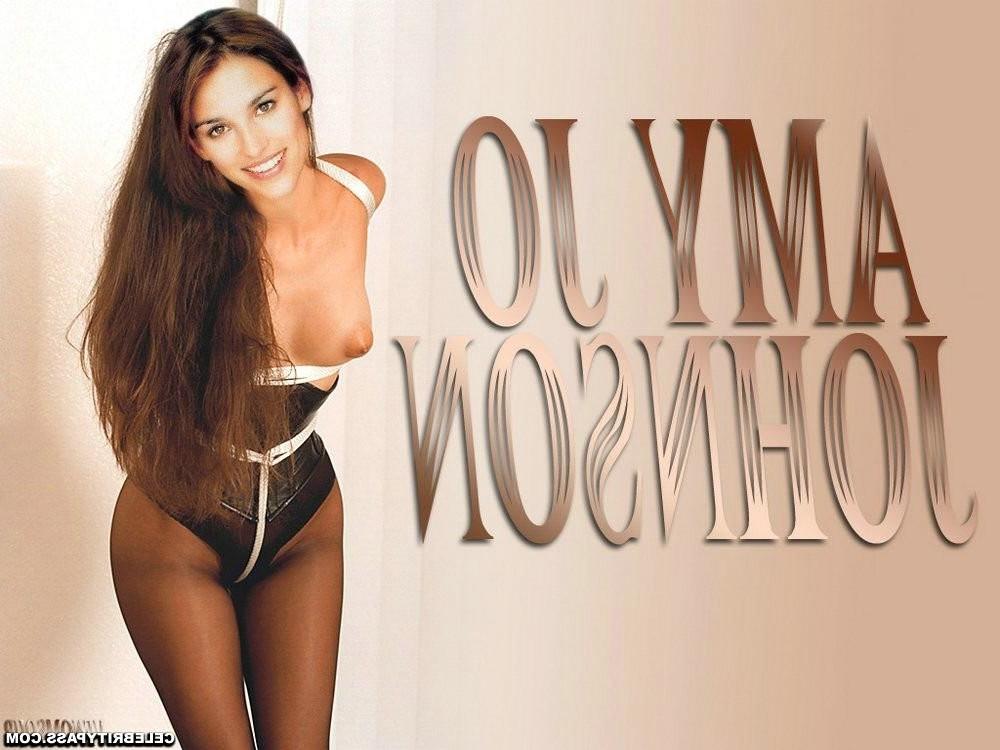 16P Amy Jo Johnson showing her pussy and tits and fucking hard