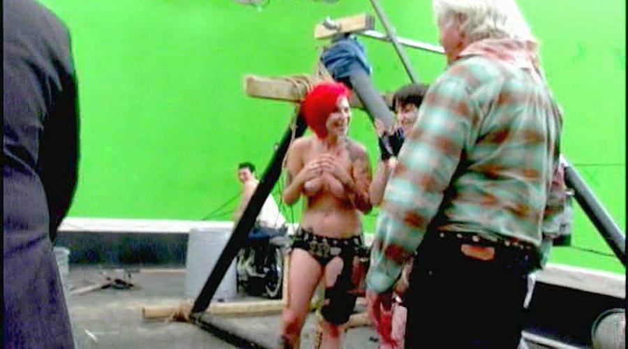 16P Chelsea Richards showing her nice big tits in some nude movie caps