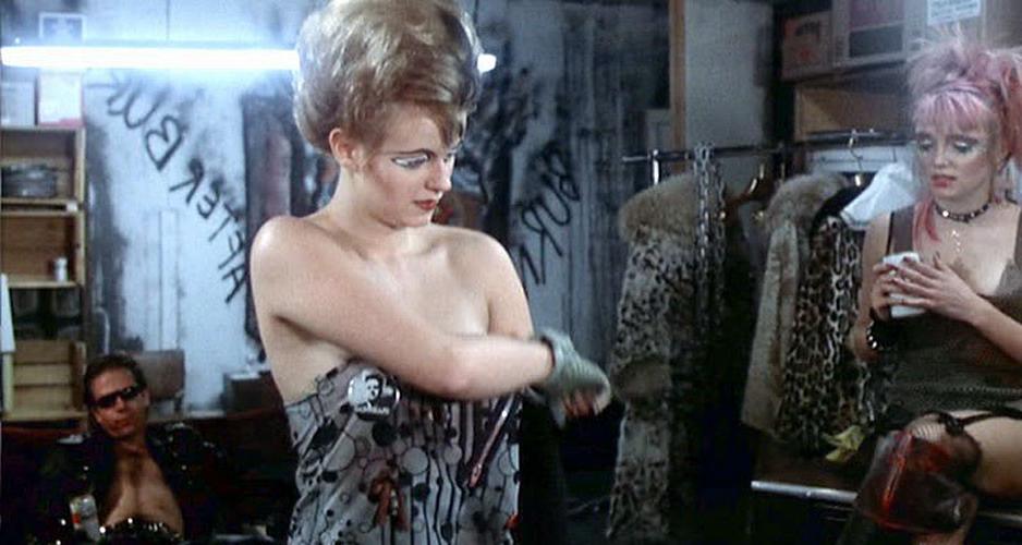 10P Helena Quinton showing her nice big tits in nude movie caps