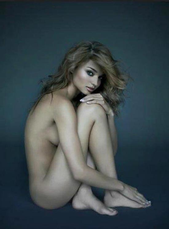 15P Miranda Kerr posing fully nude but covered well