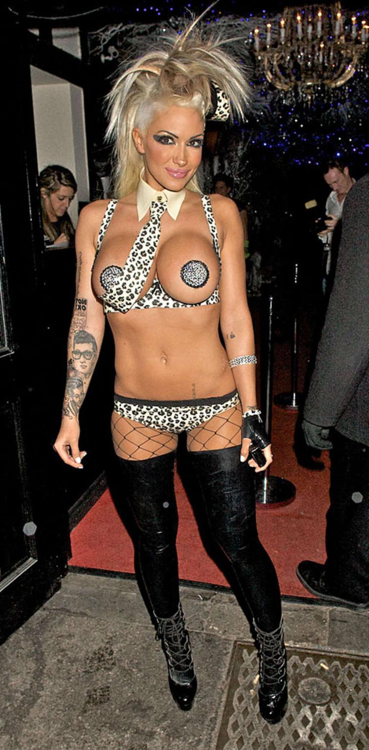 10P Jodie Marsh showing her nice big tits and posing very sexy in hot outfit paparaz