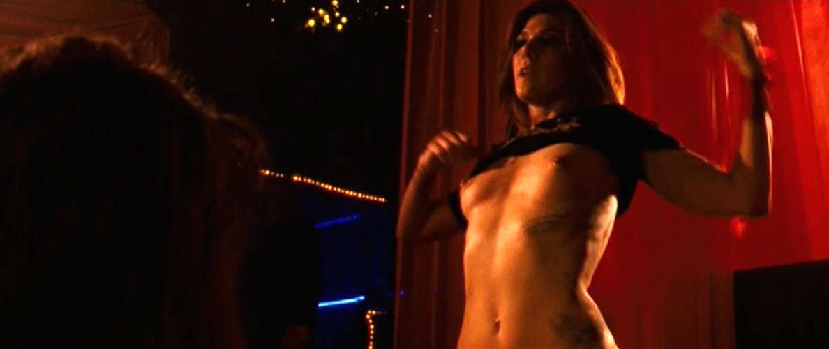 16P Marisa Tomei showing her nice big tits and great ass in nude movie caps