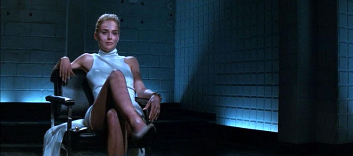 10P Sharon Stone exposing her nice pussy while crossing legs in nude movie caps