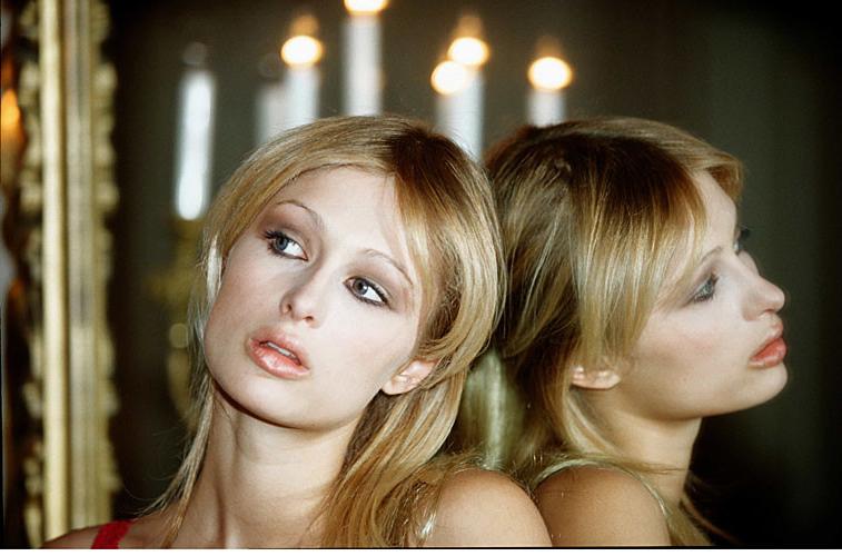 10P Paris Hilton exposing her nice tits and her pussy upskirt paparazzi pictures and