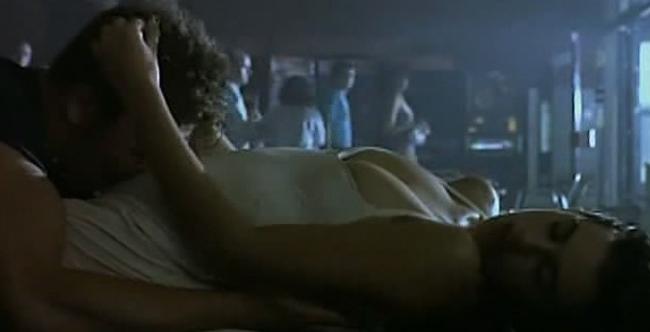 15P Penelope Cruz exposed topless and hard nipples