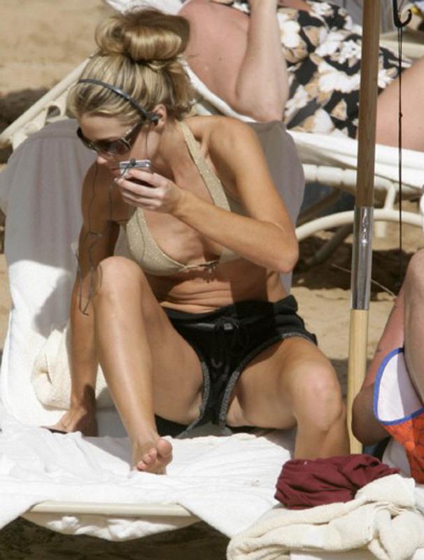 15P Denise Richards upskirt and great ass in thongs
