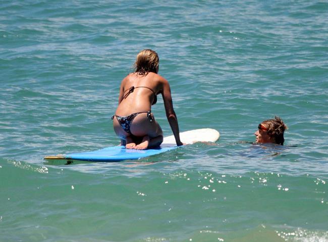 15P Jennifer Aniston great ass in thongs and nude tits