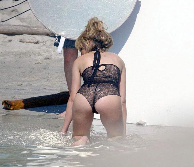 15P Kylie Minoque stunning ass and nice nude topless
