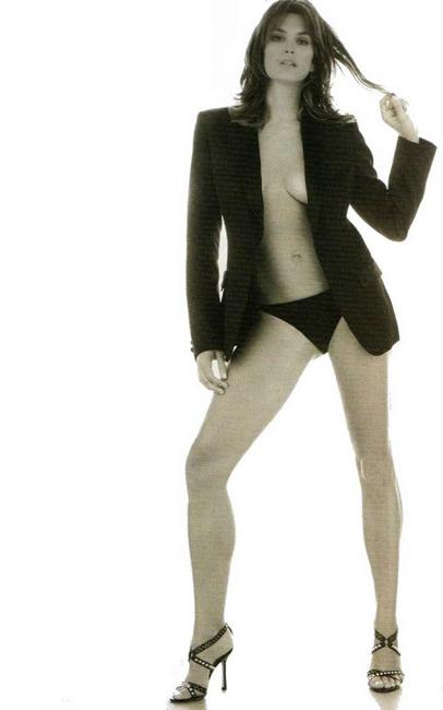 15P Cindy Crawford sunbathing nude topless on a yacht