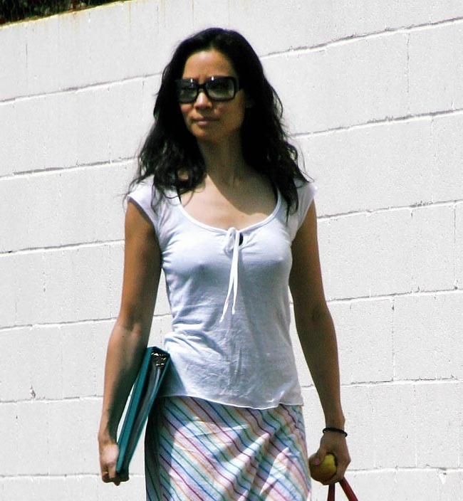 15P Lucy Liu exposed perky tits and nasty lesbian kiss