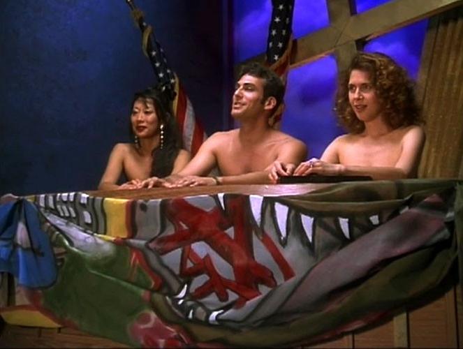16P Jessica Hecht showing her nice big tits in nude movie caps