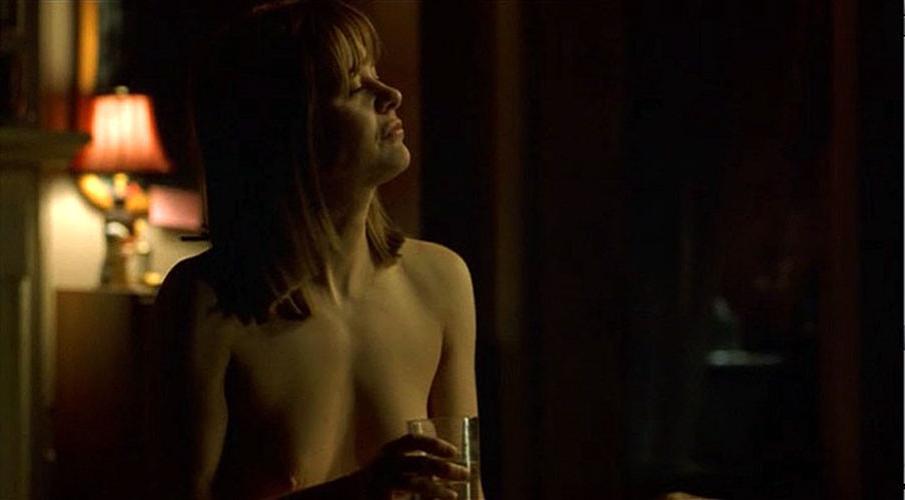 15P Meg Ryan showing her nice big tits in nude movie caps