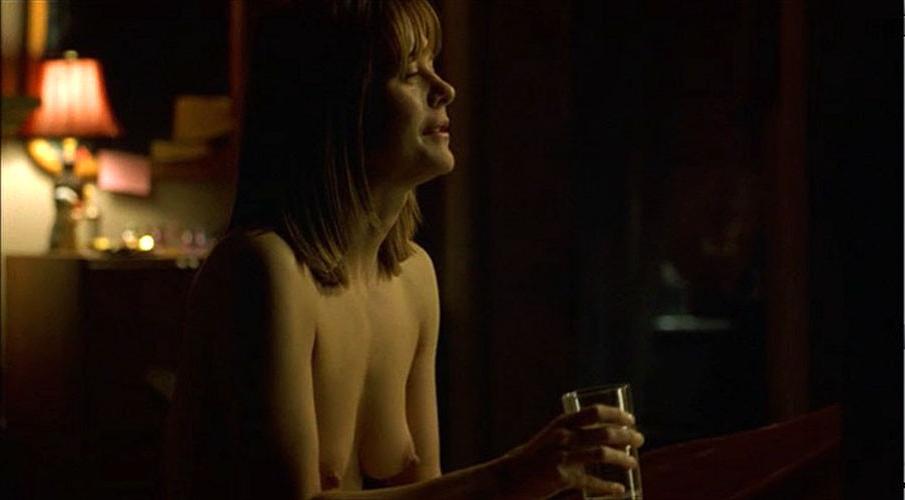 15P Meg Ryan showing her nice big tits in nude movie caps