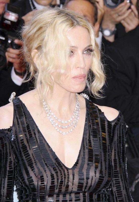 15P Madonna lovely hair pussy and stunning nude tits