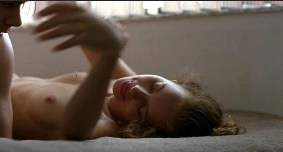 15P Bijou Phillips showing her nice big tits in nude movie caps