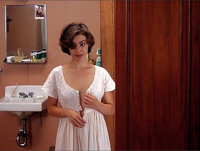 15P Alyssa Milano showing her nice big tits and ass in nude movie scenes