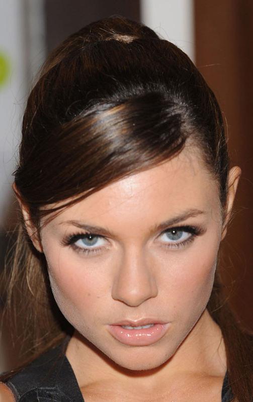 15P Celebrity Alison Carroll looking so damn hot and sexy