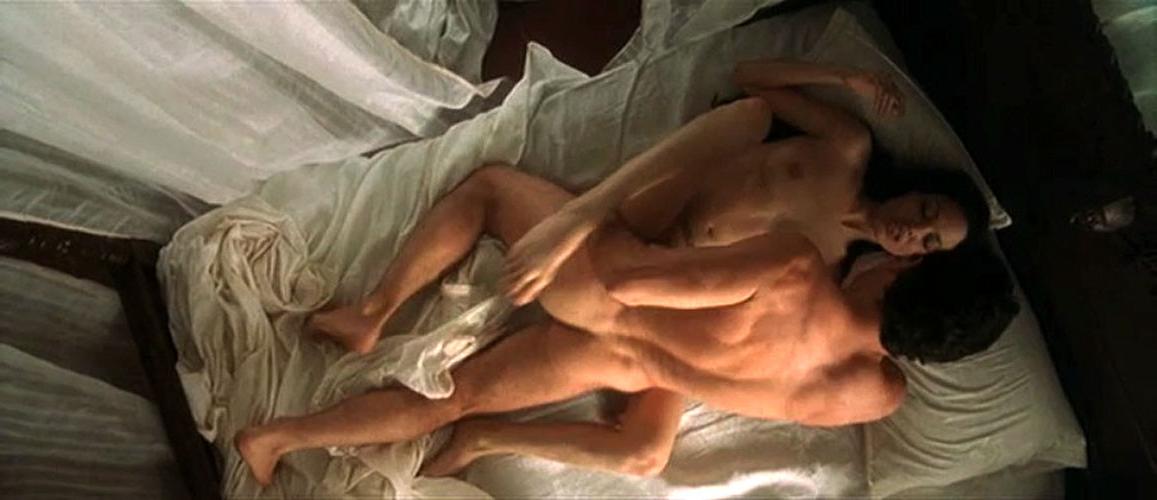 15P Angelina Jolie showing her nice big tits and fucking hard in nude movie caps