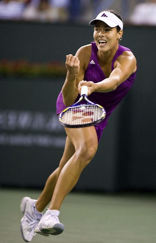 16P Ana Ivanovic downblouse and upskirt on court paparazzi pictures and playing golf