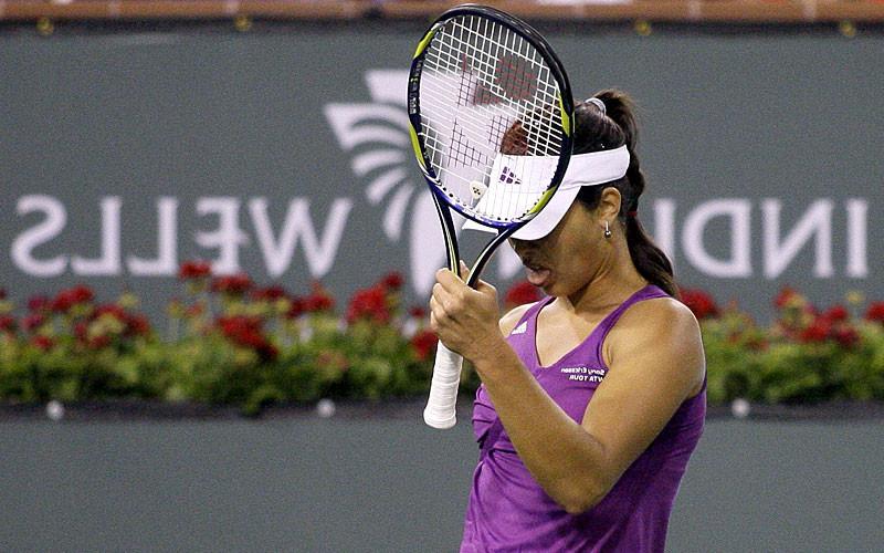16P Ana Ivanovic downblouse and upskirt on court paparazzi pictures and playing golf