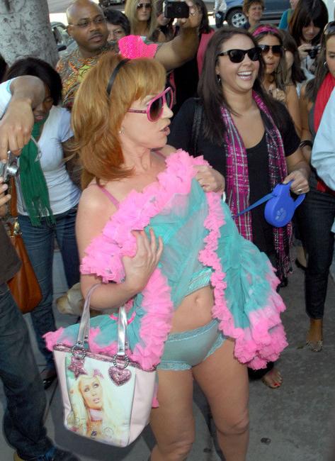 15P Celebrity Paris Hilton giving nice handjob