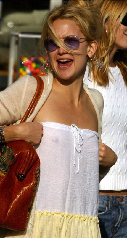 15P Celebrity Kate Hudson nice perky tits and wild dancing