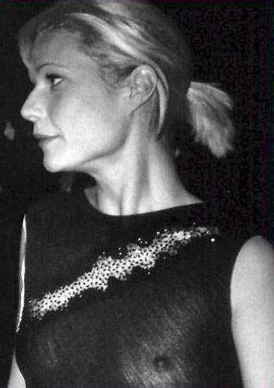 15P Celebrity Gwyneth Paltrow totally exposed hairy pussy and tits