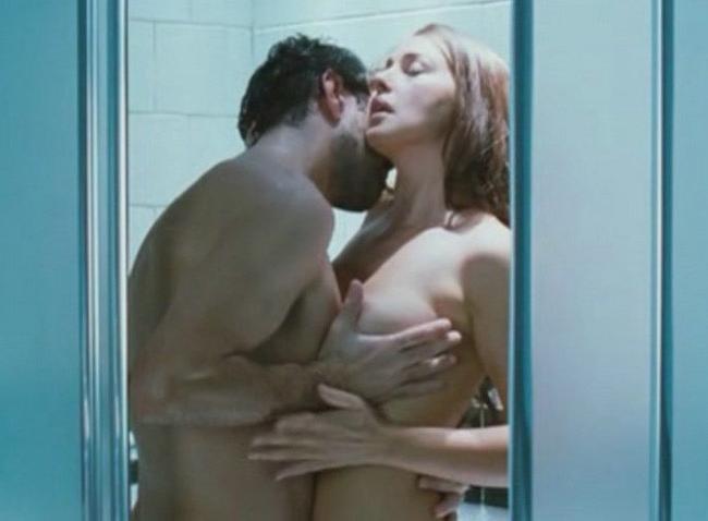 15P Celebrity Monica Bellucci nice nude tits and hairy pussy