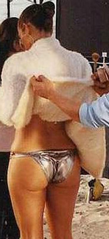 15P Celebrity Jennifer Lopez hite panties in sexy upskirt pics