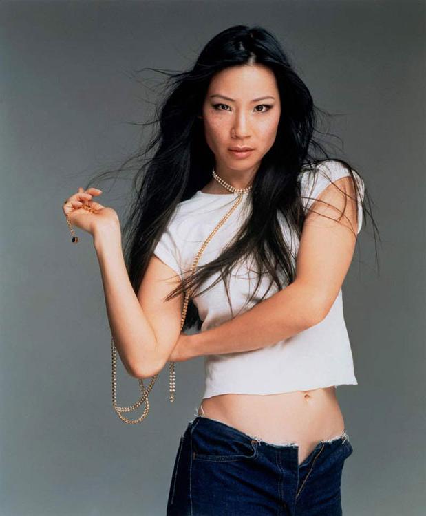15P Celebrity Lucy Liu exposed perky tits for magazine