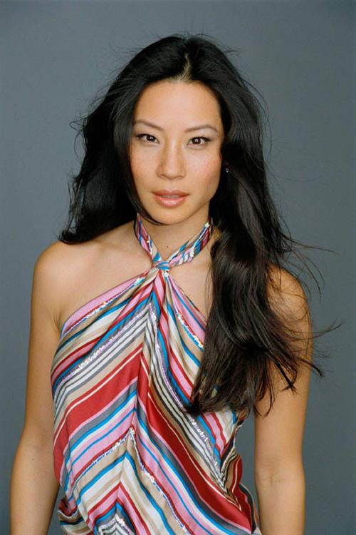 15P Celebrity Lucy Liu exposed perky tits for magazine