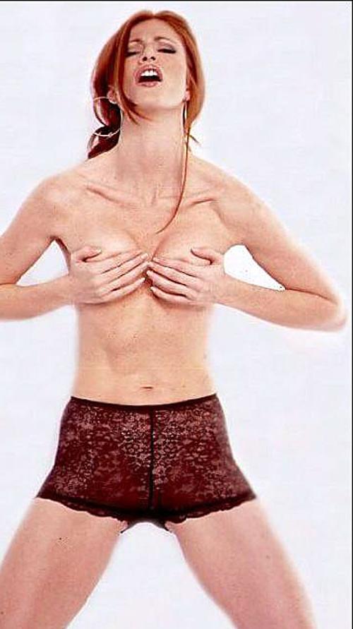 16P Angie Everhart showing her nice big tits and ass
