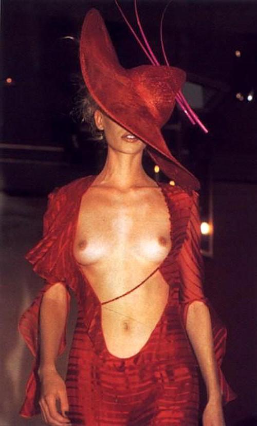 16P Kylie Minogue showing her nice small tits on beach