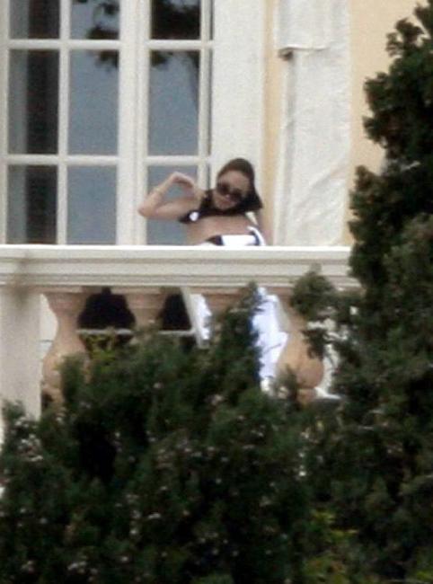 15P Celebrity Angelina Jolie sweet exposed big boobs