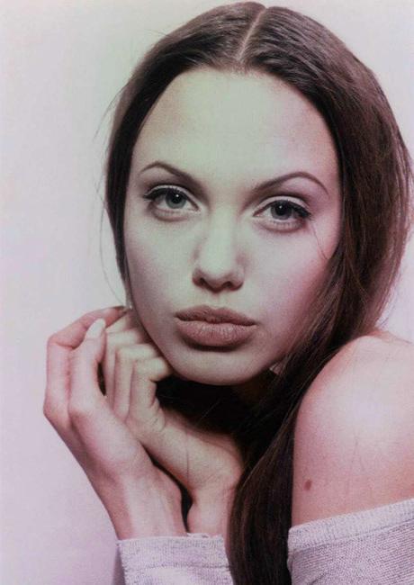 15P Celebrity Angelina Jolie sweet exposed big boobs