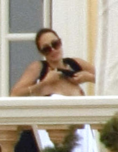 15P Celebrity Angelina Jolie totally hot nude big boobs