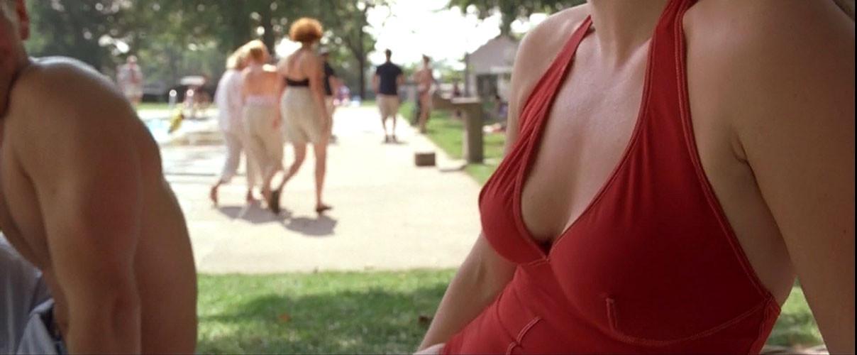 16P Kate Winslett showing her nice big tits and pussy