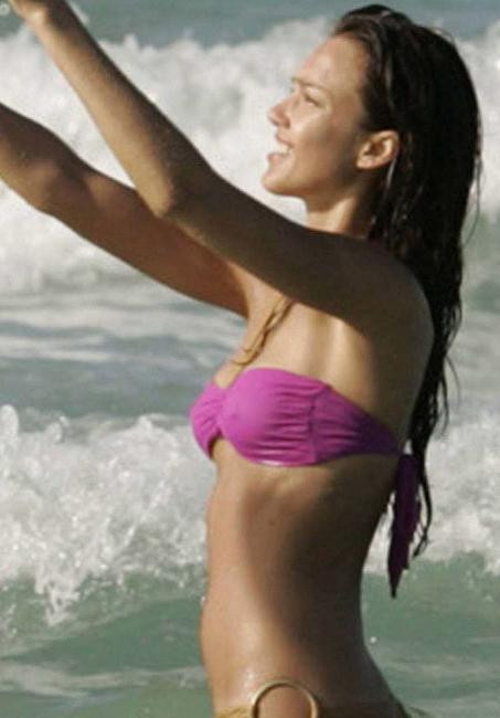 20P Celebrity Jessica Alba in sexy bikini and nice see thru nipples